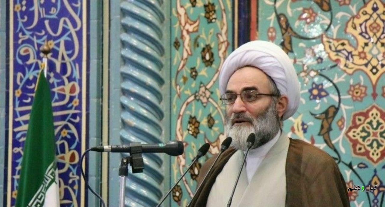 امام جمعه رشت: برگزاری میتینگ های انتخاباتی قبل از موعد مقرر جرم است