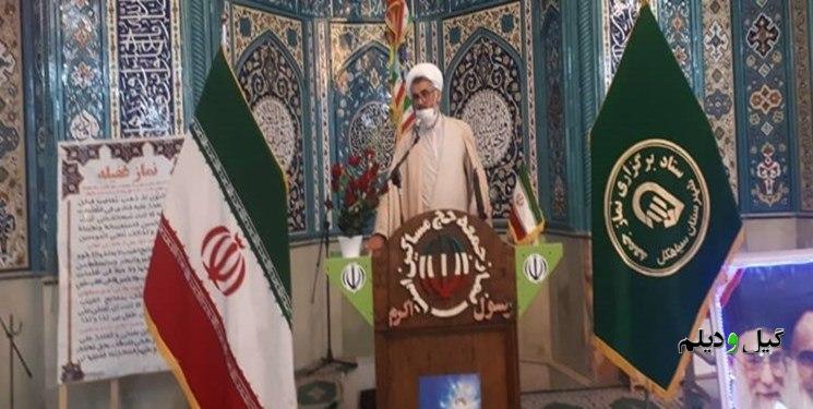 امام جمعه سیاهکل با انتقاد از عدم نظارت بر کالاها و گرانی؛  برخی سوءتدبیر و بیلیاقتیهای خودشان را پشت سناریوی تحریم مخفی میکنند