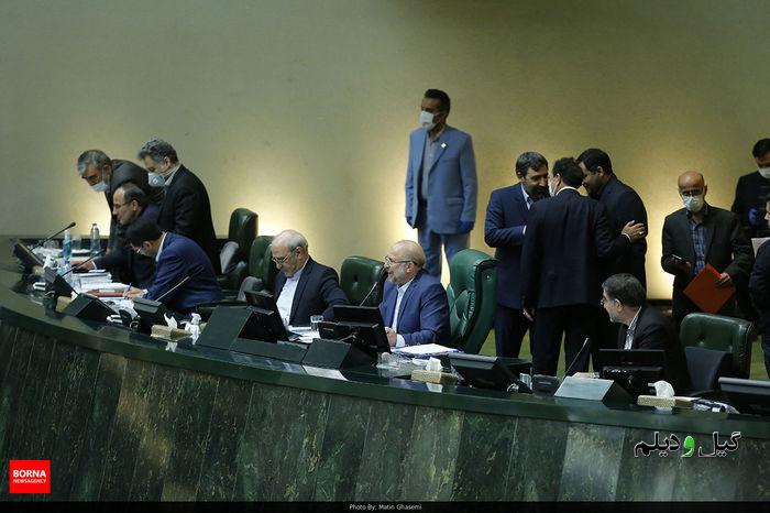 روزنامه جمهوری اسلامی: حتما نمایندگان مجلس از بیانات رهبرانقلاب دریافته اند که نباید با دولت کشتی بگیرند