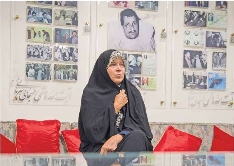 اظهارات جنجالی فائزه هاشمی در کلاب هاوس:  احمدی نژاد به من پیشنهاد معاون اولی برای انتخابات ۱۴۰۰ داد اما قبول نکردم