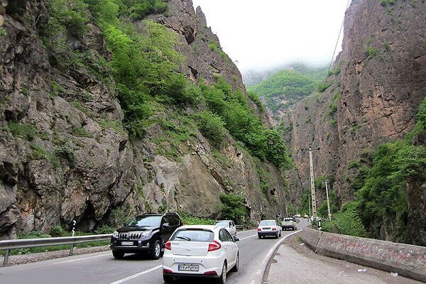 مدیرکل راهداری و حمل و نقل جاده ای گیلان عنوان کرد: گیلان چهارمین استان پرتردد کشور/ تهران و مازندران بیشترین سهم را دارند