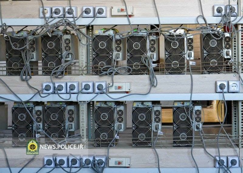 فرمانده انتظامی گیلان خبر داد:  کشف ۱۸ دستگاه استخراج ارز دیجیتال قاچاق در لنگرود
