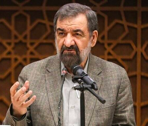 محسن رضایی: مردم نسبت به مسائل اقتصادی کاملا واقف نیستند/ هر کشوری جای ایران بود کمتر از ۴۸ ساعت سقوط می‌کرد