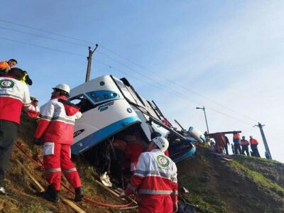 ۵ فوتی و ۱۸ مصدوم در حادثه واژگونی اتوبوس در گیلان