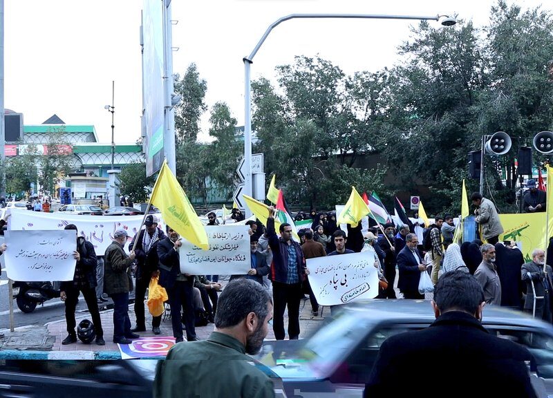 کسانی در تجمع حجاب حضور دارند که به مسئولان تهمت می زنند، رئیسی را به کم کاری متهم می کردند و در ریختن آبرو هیچ مرزی ندارند