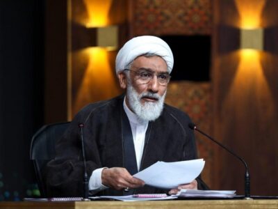 برخی می‌گویند مذاکره با آمریکا از روی ناچاری، تحمیل شده؛ این حرف‌ها به خاطر این است که ما قدرت تحلیل نداریم، به اصول حفظ کیان اسلام و جامعه اسلامی هم توجه نمی‌کنیم