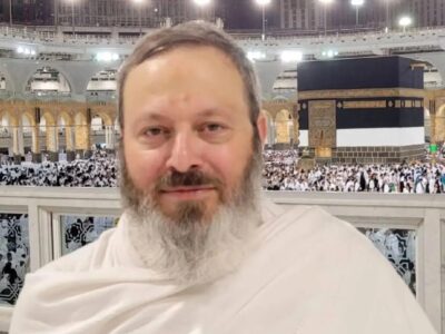 بدتر از کار قاسمیان، رفتار کسانی است که می‌خواهند او را انقلابی جا بزنند