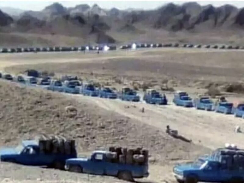 این همه کالا در روز روشن جلوی چشم مسئولان صادر و وارد می شود، اسمش را می گذارید قاچاق؟