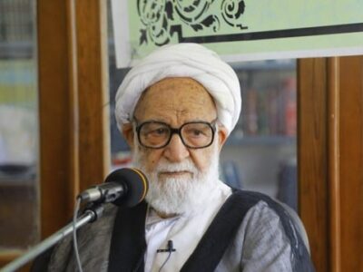 کسانی که مخالف ظریف بودند، مخالف کل انقلاب‌اند