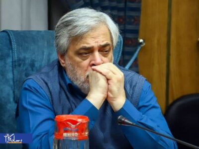 سگ او در زندان شرف دارد به کسانی که در اروپا برای اسرائیل هورا می‌کشند!