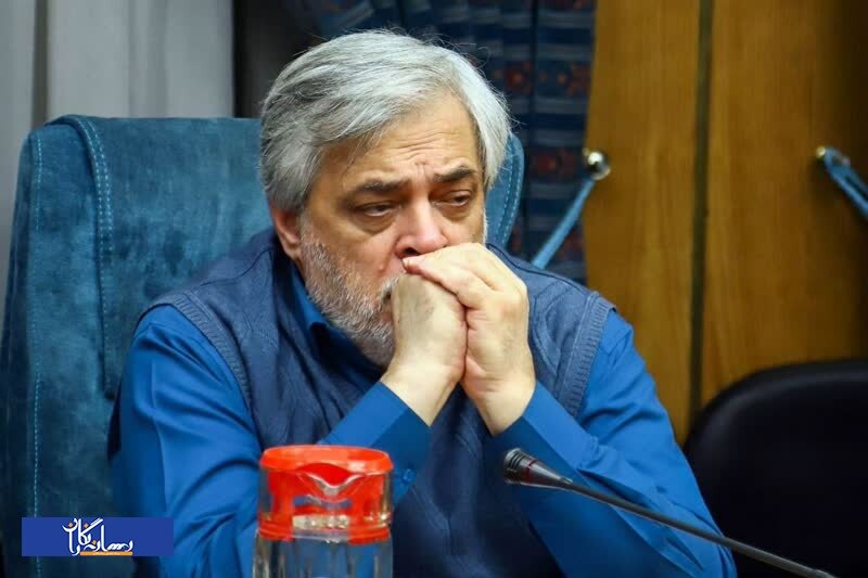 سگ او در زندان شرف دارد به کسانی که در اروپا برای اسرائیل هورا می‌کشند!