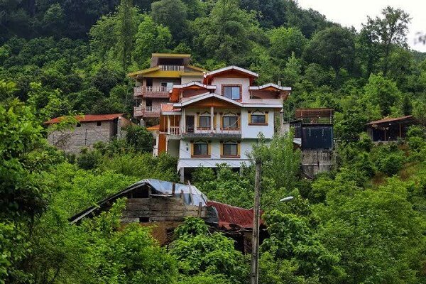 دهیاران و بخشداران از ساخت و سازهای خلاف جلوگیری کنند