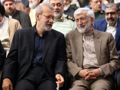 ساعاتی پس از انتصاب «علی لاریجانی»، «جلیلی» چهار توییت کنایه آمیز پی‌در‌پی علیه هرگونه مذاکره منتشر کرد