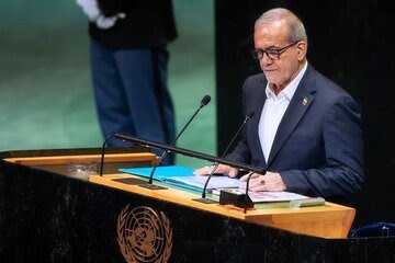انتقاد تند روزنامه دولت از القای اختلاف میان رهبری و رئیس جمهور همزمان با حضور پرشکیان در سازمان ملل