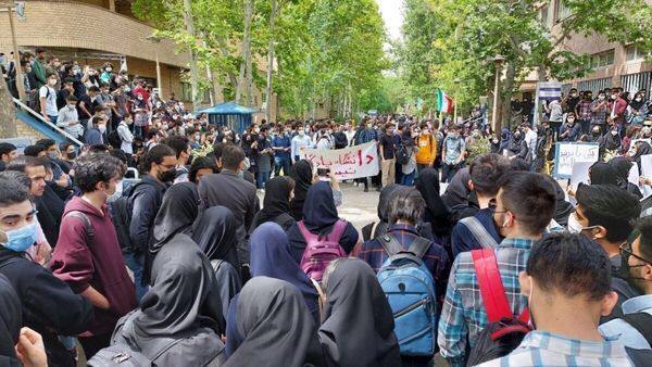 برپایی تجمعات در قالب طرح جدید به مجوز نیاز ندارد