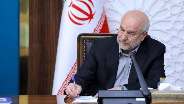 طرح گرانی بنزین با منطق حکمرانی سازگار نیست