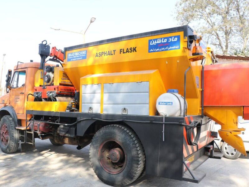 خرید یک دستگاه فلاسک آسفالت توسط شهرداری لاهیجان
