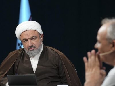 حمید رسایی بی‌ادب است و غیرمستند حرف می‌زند؛ نقد هم بلد نیست