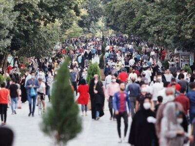 آقایان مسئول! از تفرقه بترسید، از فشارهای روانی مردم بترسید، از میدان‌دار شدن مفسدان اقتصادی بترسید