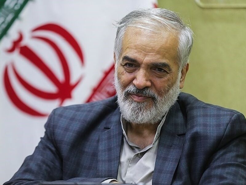 هر کس دلش برای ایران می سوزد بداند راهی جز واقعی کردن قیمت بنزین وجود ندارد