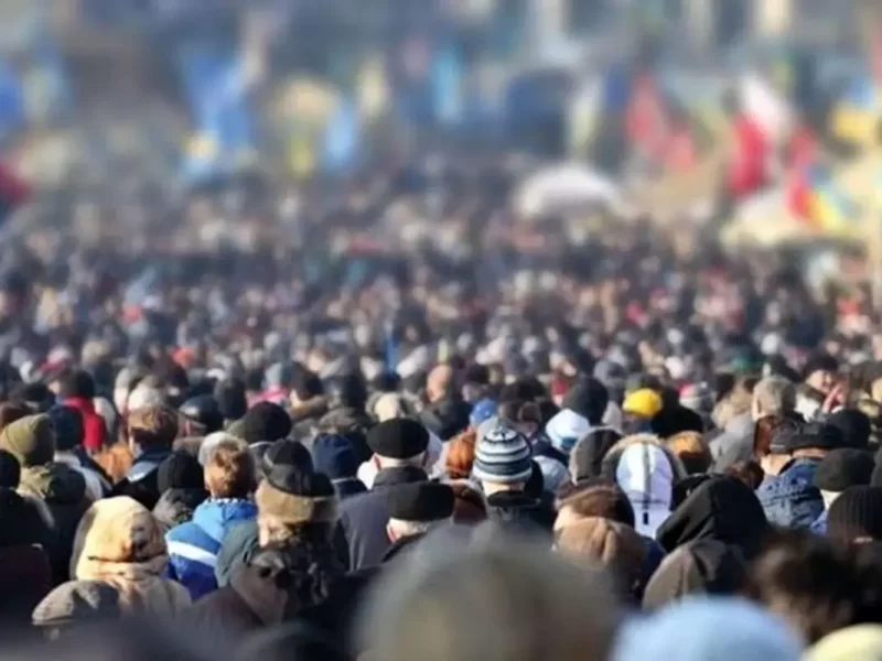 برای حل مشکلات، به جای دست به آسمان بردن، به توصیههای علمی متخصصان عمل کنیم