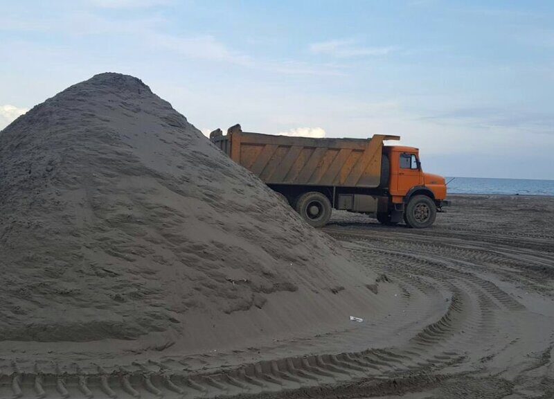 کشف ۱۷ تن شن و ماسه غیرمجاز در رشت