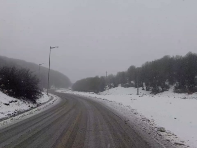 محورهای کوهستانی گیلان سفید پوش شد