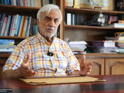 چرا درباره مدیریت پولی و مالی کشور در زمان تحریم راهکار نمی دهید؟