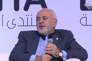 آفرین به ظریف که در دوحه در برابر ادعاهای شیوخ منطقه مستدل سخن گفت/ باید از ظرفیت بین‌المللی ظریف استفاده کرد