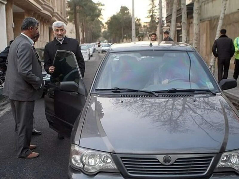 درست است که ضدگلوله کردن پراید سعید جلیلی به پول امروز، حقوق ۱۸ سال یک کارگر است اما مهم هزینه اش نیست؛ مهم ژست ساده زیستی است که سالها به مردم فروخته