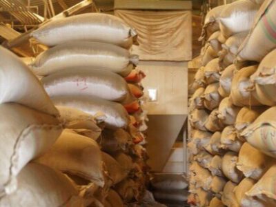 کشف بیش از ۱۳ تن برنج احتکار شده در لنگرود