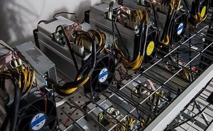 قاچاقچی کالا و ارز ۳۸۰ میلیون تومان در گیلان محکوم شد