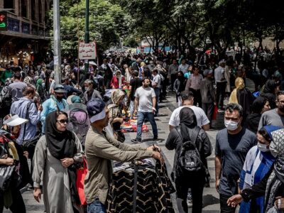 نارضایتی و خشم، بخشی از جامعه را به خروج از وضعیت فعلی ولو به قیمت “استقبال از جنگ” می کشاند