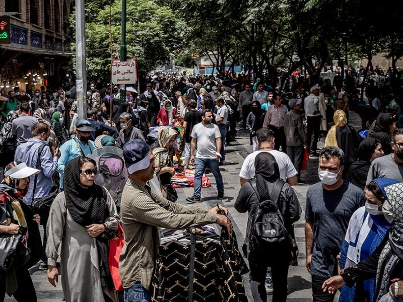 نارضایتی و خشم، بخشی از جامعه را به خروج از وضعیت فعلی ولو به قیمت “استقبال از جنگ” می کشاند