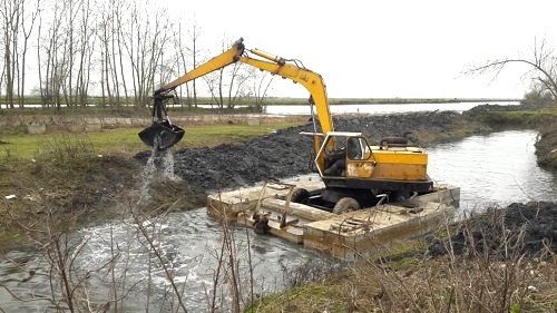 هدف گذاری برای لایروبی ۶۰۰ کیلومتر از انهار و کانال‌های کشاورزی گیلان