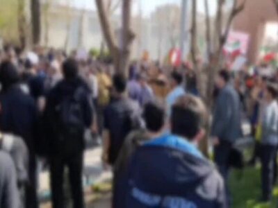 دانشجو را با هر تفکری که دارد و هر شعاری که می دهد، از دانشگاه نرانید؛بگذارید در همان محیط دانشگاه شعار بدهد