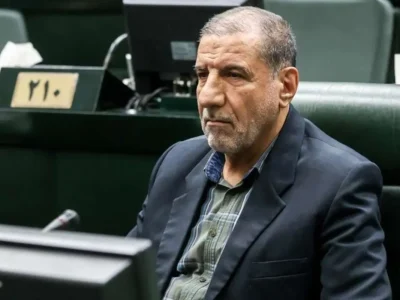 ترامپ « پرت و پلا» می‌گوید