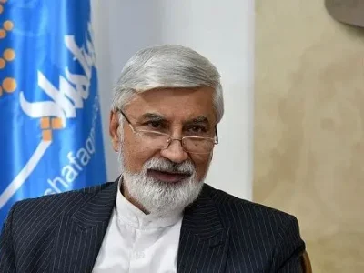 زدن ناو آمریکایی‌ها برای ما از آب خوردن هم راحت‌تر است | یک موشک خرمشهر برای غرق کردن ناو آمریکا کافی است