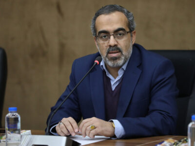 گزارش غلط به رهبری می‌دهند و می‌گویند قحطی نزدیک است پس باید ارز را گران کنیم!