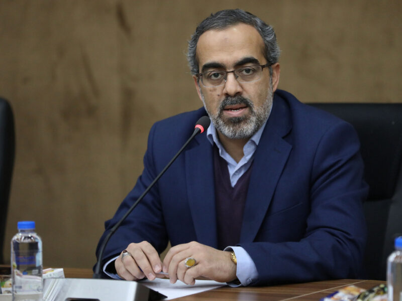 گزارش غلط به رهبری می‌دهند و می‌گویند قحطی نزدیک است پس باید ارز را گران کنیم!