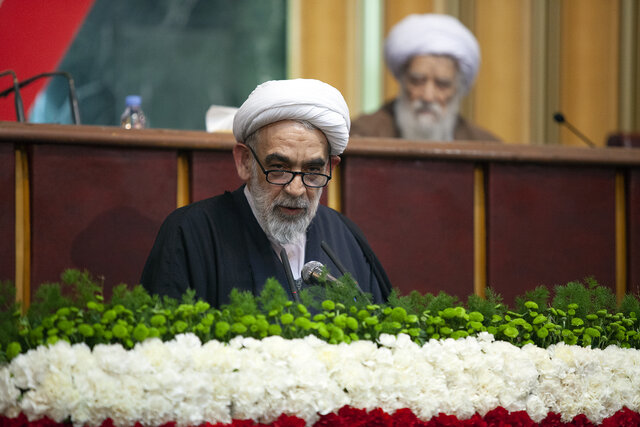 فرایند انتخاب رهبر در حال تکمیل است