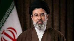 آیت‌الله سید مجتبی خامنه‌ای برگزیده حضرت صاحب‌الزمان است نه خبرگان