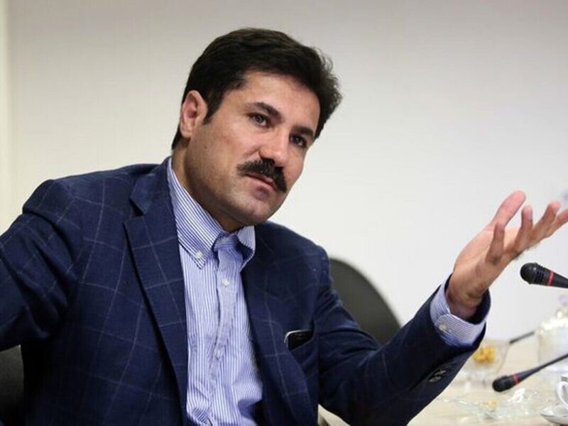 انتقاد معاون پزشکیان از اظهارنظرهای تندروها و ایجاد دوقطبی بر سر حجاب