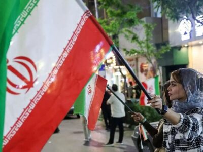 به خانم های بدحجاب در تجمعات خوش‎آمد بگویید
