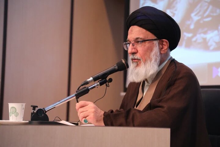 دفاع میرباقری از توافق احتمالی + عکس