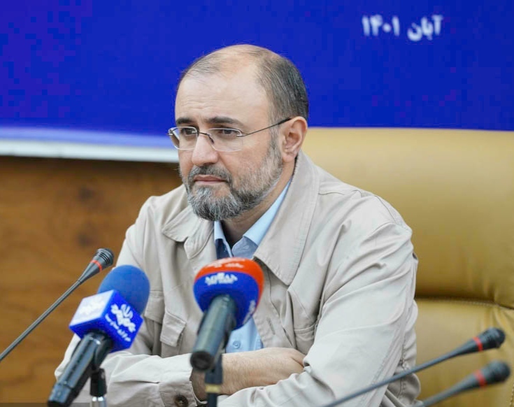 این آدم سوپرانقلابی صراحتا می گوید کاری به رهبری ندارم