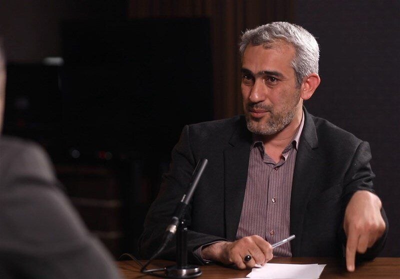 دشمنان آرزوی زمین زدن اقتصاد ایران را به گور خواهند برد
